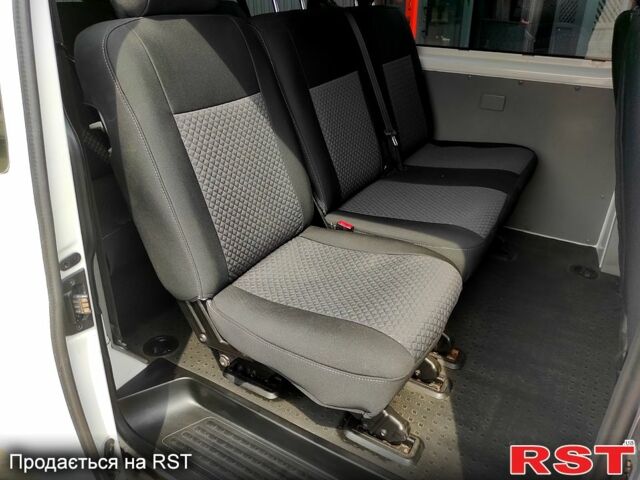 Белый Фольксваген Transporter, объемом двигателя 2 л и пробегом 270 тыс. км за 15500 $, фото 7 на Automoto.ua