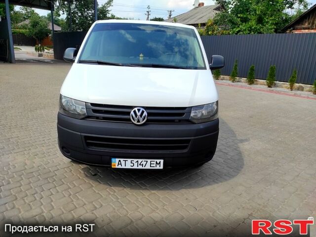 Белый Фольксваген Transporter, объемом двигателя 2 л и пробегом 270 тыс. км за 15500 $, фото 3 на Automoto.ua
