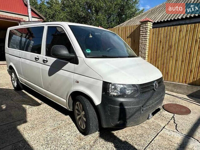 Білий Фольксваген Transporter, об'ємом двигуна 1.97 л та пробігом 280 тис. км за 16000 $, фото 4 на Automoto.ua