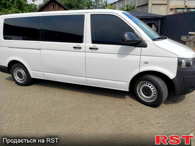 Белый Фольксваген Transporter, объемом двигателя 2 л и пробегом 270 тыс. км за 15500 $, фото 5 на Automoto.ua