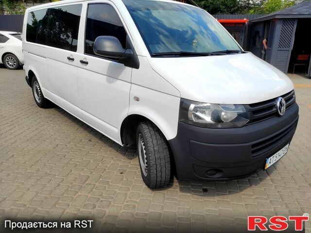 Белый Фольксваген Transporter, объемом двигателя 2 л и пробегом 270 тыс. км за 15500 $, фото 4 на Automoto.ua