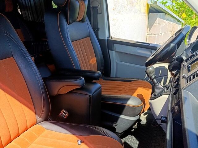 Білий Фольксваген Transporter, об'ємом двигуна 2 л та пробігом 242 тис. км за 18000 $, фото 8 на Automoto.ua