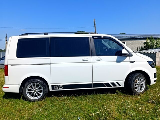 Білий Фольксваген Transporter, об'ємом двигуна 2 л та пробігом 242 тис. км за 18000 $, фото 2 на Automoto.ua