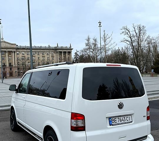 Белый Фольксваген Transporter, объемом двигателя 2 л и пробегом 149 тыс. км за 19000 $, фото 2 на Automoto.ua