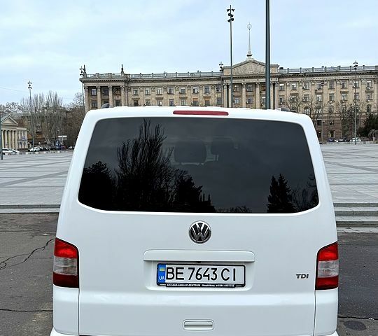 Белый Фольксваген Transporter, объемом двигателя 2 л и пробегом 149 тыс. км за 19000 $, фото 1 на Automoto.ua