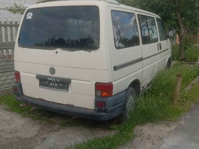 Бежевий Фольксваген Transporter, об'ємом двигуна 2 л та пробігом 380 тис. км за 3000 $, фото 1 на Automoto.ua