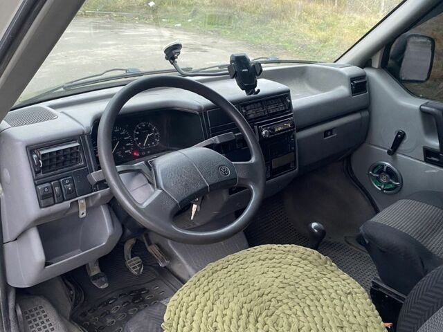 Бежевый Фольксваген Transporter, объемом двигателя 2.4 л и пробегом 440 тыс. км за 3350 $, фото 14 на Automoto.ua