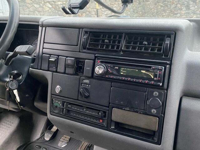 Бежевый Фольксваген Transporter, объемом двигателя 2.4 л и пробегом 440 тыс. км за 3350 $, фото 16 на Automoto.ua