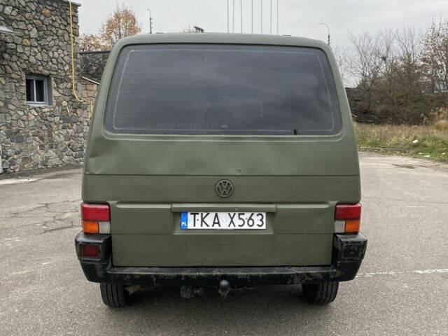 Бежевый Фольксваген Transporter, объемом двигателя 2.4 л и пробегом 440 тыс. км за 3350 $, фото 7 на Automoto.ua