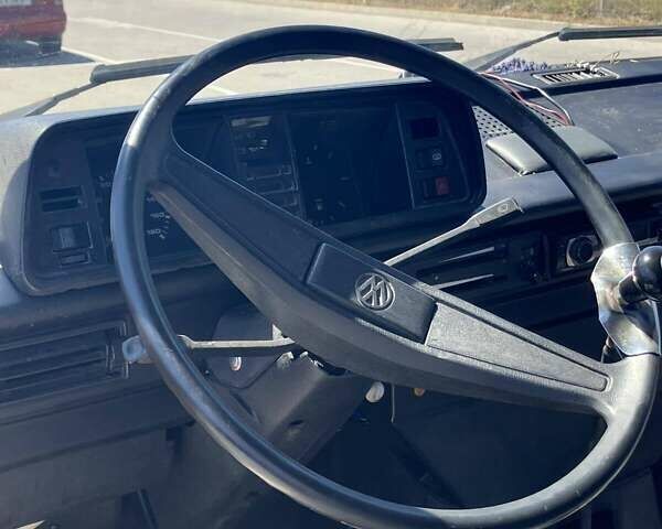 Бежевый Фольксваген Transporter, объемом двигателя 1.9 л и пробегом 100 тыс. км за 3000 $, фото 5 на Automoto.ua