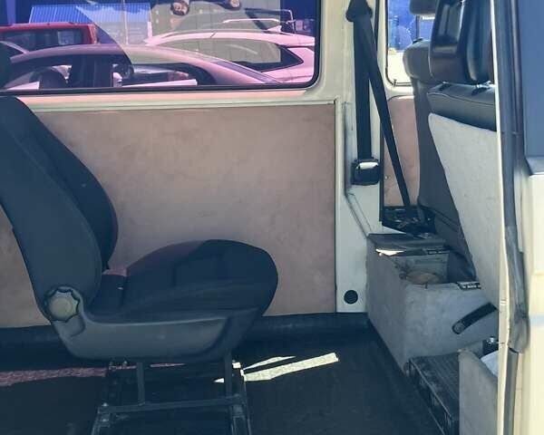 Бежевый Фольксваген Transporter, объемом двигателя 1.9 л и пробегом 100 тыс. км за 3000 $, фото 3 на Automoto.ua