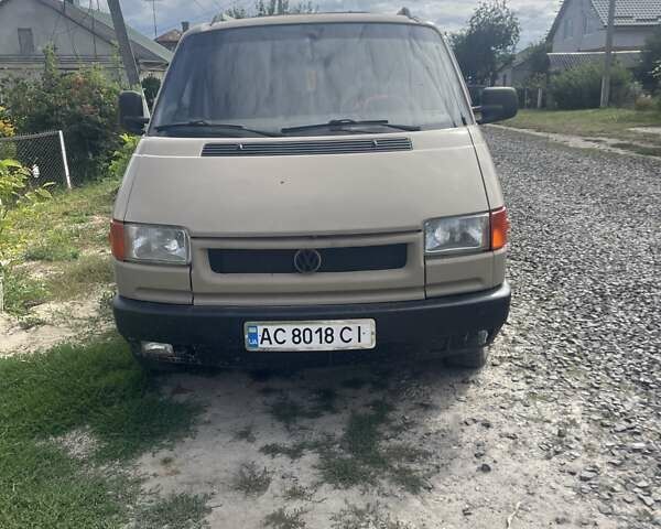 Бежевий Фольксваген Transporter, об'ємом двигуна 1.9 л та пробігом 200 тис. км за 3300 $, фото 5 на Automoto.ua