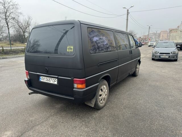 Бежевый Фольксваген Transporter, объемом двигателя 2.4 л и пробегом 350 тыс. км за 2450 $, фото 4 на Automoto.ua
