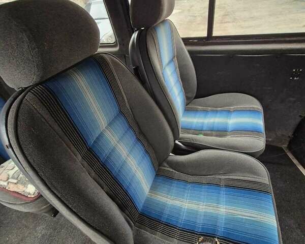 Бежевий Фольксваген Transporter, об'ємом двигуна 1.9 л та пробігом 310 тис. км за 4800 $, фото 8 на Automoto.ua