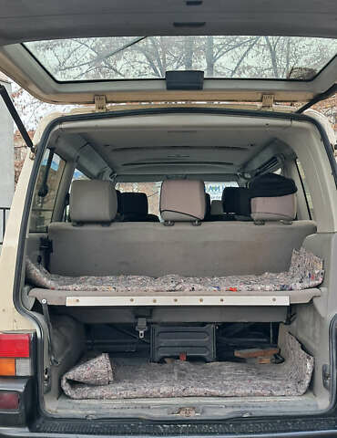 Бежевый Фольксваген Transporter, объемом двигателя 2.46 л и пробегом 529 тыс. км за 6500 $, фото 13 на Automoto.ua