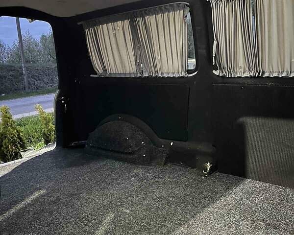 Бежевий Фольксваген Transporter, об'ємом двигуна 1.9 л та пробігом 456 тис. км за 6700 $, фото 4 на Automoto.ua