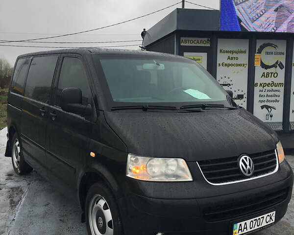 Чорний Фольксваген Transporter, об'ємом двигуна 3 л та пробігом 130 тис. км за 39000 $, фото 5 на Automoto.ua