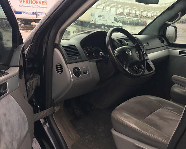Чорний Фольксваген Transporter, об'ємом двигуна 3 л та пробігом 130 тис. км за 39000 $, фото 3 на Automoto.ua