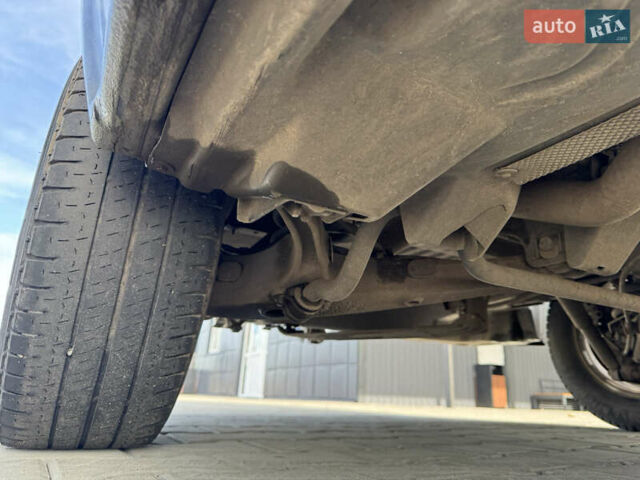 Черный Фольксваген Transporter, объемом двигателя 2 л и пробегом 372 тыс. км за 12000 $, фото 32 на Automoto.ua