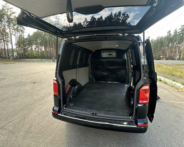 Чорний Фольксваген Transporter, об'ємом двигуна 2 л та пробігом 279 тис. км за 24000 $, фото 16 на Automoto.ua