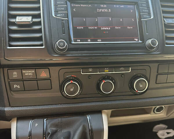 Чорний Фольксваген Transporter, об'ємом двигуна 2 л та пробігом 279 тис. км за 24000 $, фото 24 на Automoto.ua