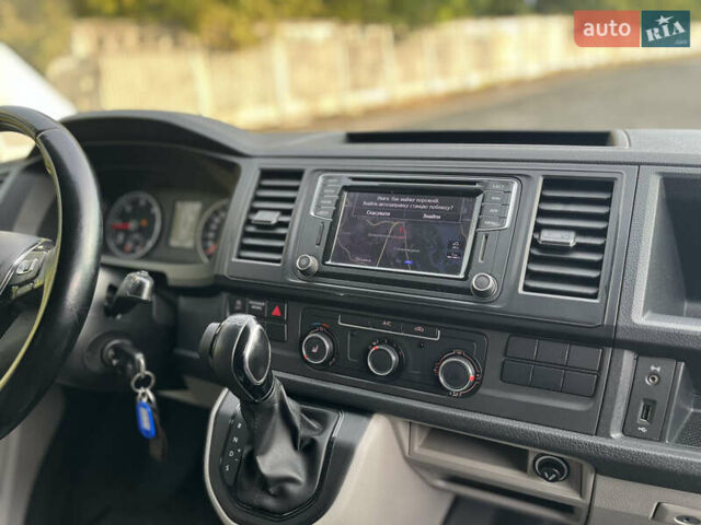 Черный Фольксваген Transporter, объемом двигателя 1.97 л и пробегом 187 тыс. км за 19900 $, фото 5 на Automoto.ua