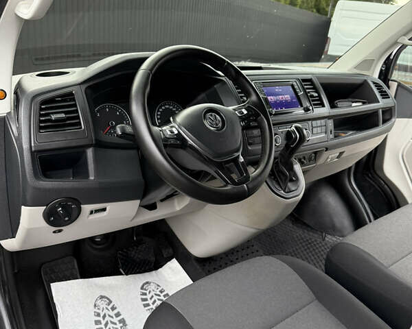 Чорний Фольксваген Transporter, об'ємом двигуна 2 л та пробігом 224 тис. км за 20999 $, фото 14 на Automoto.ua