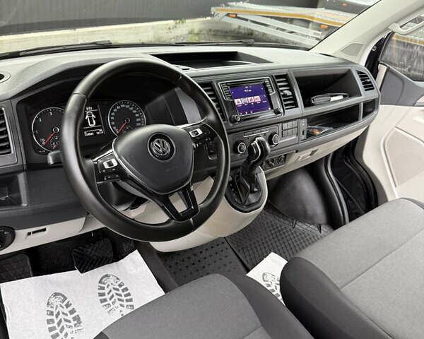 Чорний Фольксваген Transporter, об'ємом двигуна 2 л та пробігом 224 тис. км за 20999 $, фото 13 на Automoto.ua