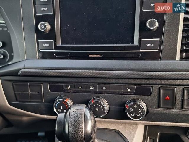 Черный Фольксваген Transporter, объемом двигателя 1.97 л и пробегом 210 тыс. км за 34700 $, фото 26 на Automoto.ua