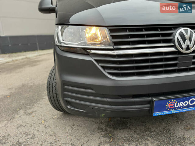 Черный Фольксваген Transporter, объемом двигателя 1.97 л и пробегом 156 тыс. км за 23800 $, фото 14 на Automoto.ua