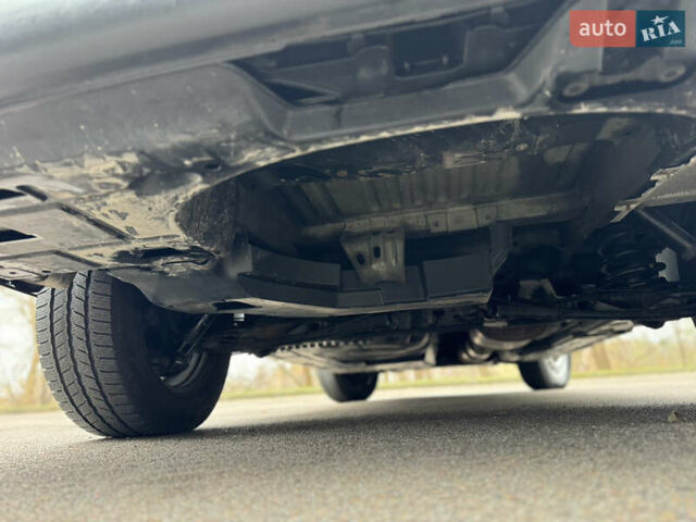 Черный Фольксваген Transporter, объемом двигателя 1.97 л и пробегом 156 тыс. км за 23800 $, фото 19 на Automoto.ua