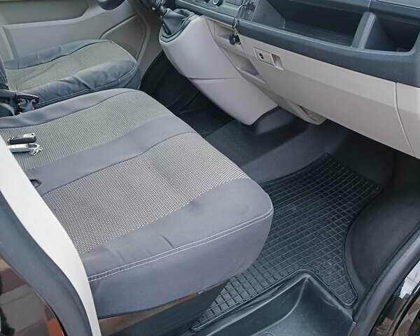 Черный Фольксваген Transporter, объемом двигателя 1.97 л и пробегом 209 тыс. км за 20500 $, фото 13 на Automoto.ua