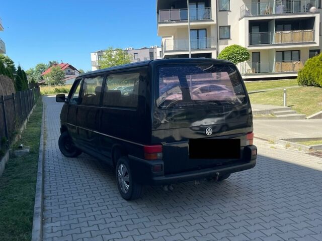 Чорний Фольксваген Transporter, об'ємом двигуна 2.5 л та пробігом 350 тис. км за 2200 $, фото 2 на Automoto.ua