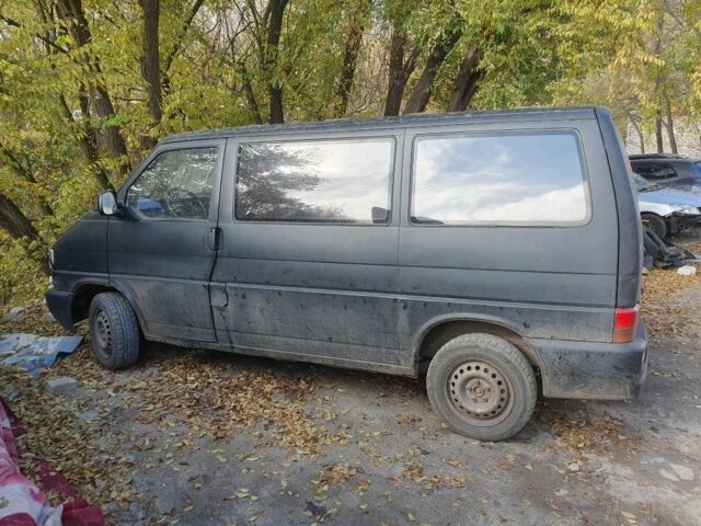 Черный Фольксваген Transporter, объемом двигателя 0 л и пробегом 260 тыс. км за 2600 $, фото 1 на Automoto.ua