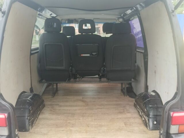 Черный Фольксваген Transporter, объемом двигателя 1.9 л и пробегом 640 тыс. км за 5000 $, фото 15 на Automoto.ua