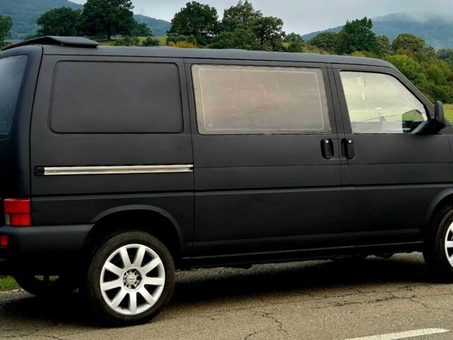 Черный Фольксваген Transporter, объемом двигателя 2.5 л и пробегом 325 тыс. км за 3300 $, фото 3 на Automoto.ua