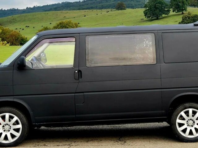 Черный Фольксваген Transporter, объемом двигателя 2.5 л и пробегом 325 тыс. км за 3300 $, фото 8 на Automoto.ua