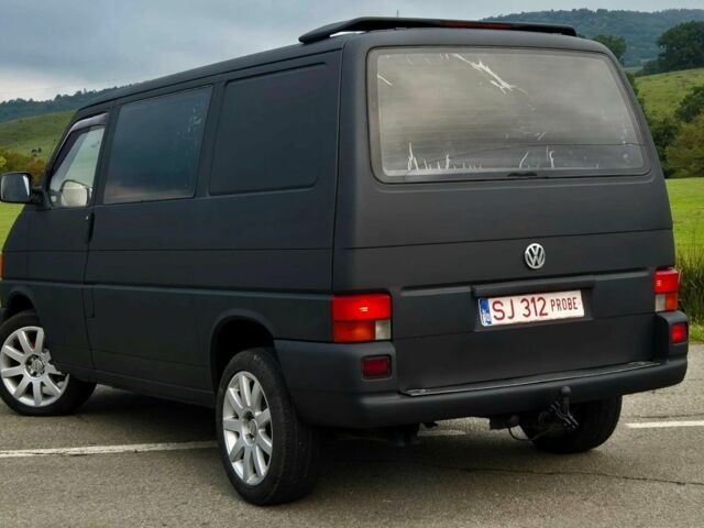 Черный Фольксваген Transporter, объемом двигателя 2.5 л и пробегом 325 тыс. км за 3300 $, фото 14 на Automoto.ua