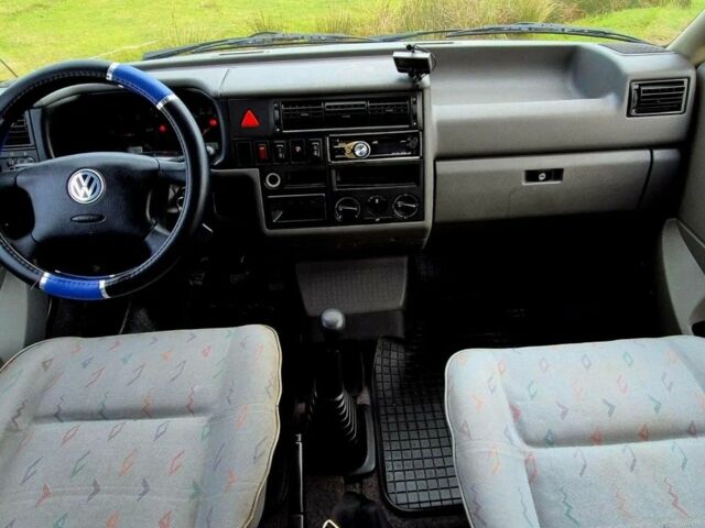 Черный Фольксваген Transporter, объемом двигателя 2.5 л и пробегом 325 тыс. км за 3300 $, фото 17 на Automoto.ua