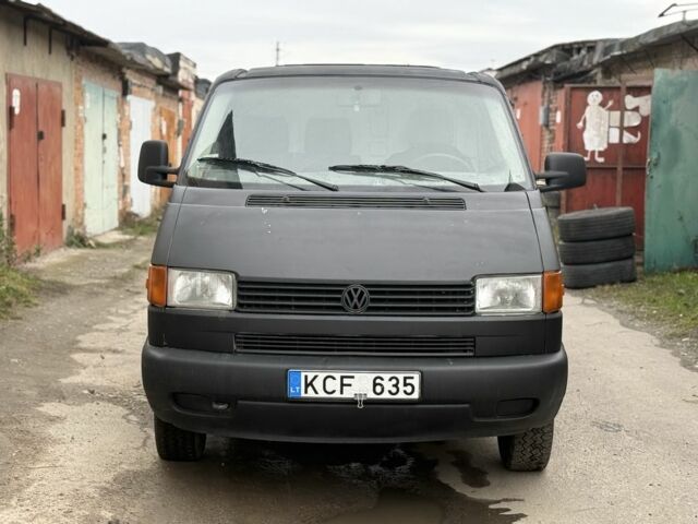 Черный Фольксваген Transporter, объемом двигателя 1.9 л и пробегом 375 тыс. км за 2599 $, фото 4 на Automoto.ua
