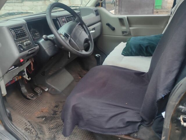 Чорний Фольксваген Transporter, об'ємом двигуна 1.9 л та пробігом 438 тис. км за 2500 $, фото 6 на Automoto.ua