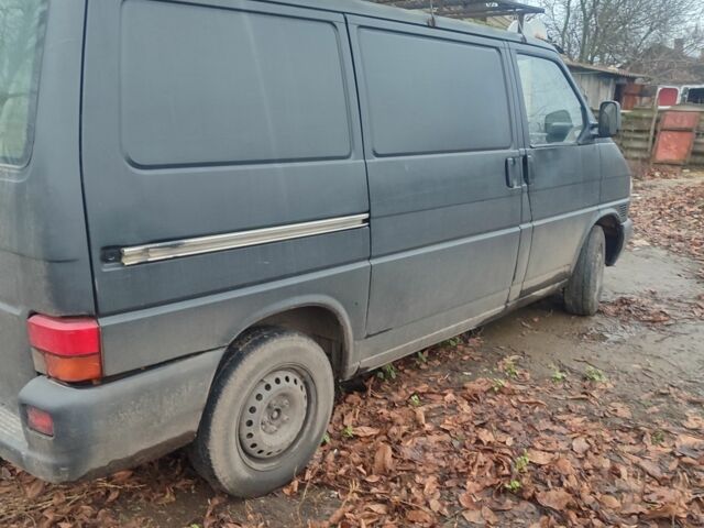 Чорний Фольксваген Transporter, об'ємом двигуна 1.9 л та пробігом 438 тис. км за 2500 $, фото 4 на Automoto.ua