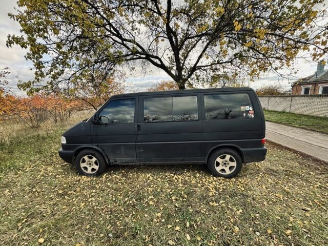 Черный Фольксваген Transporter, объемом двигателя 2.5 л и пробегом 462 тыс. км за 4000 $, фото 3 на Automoto.ua