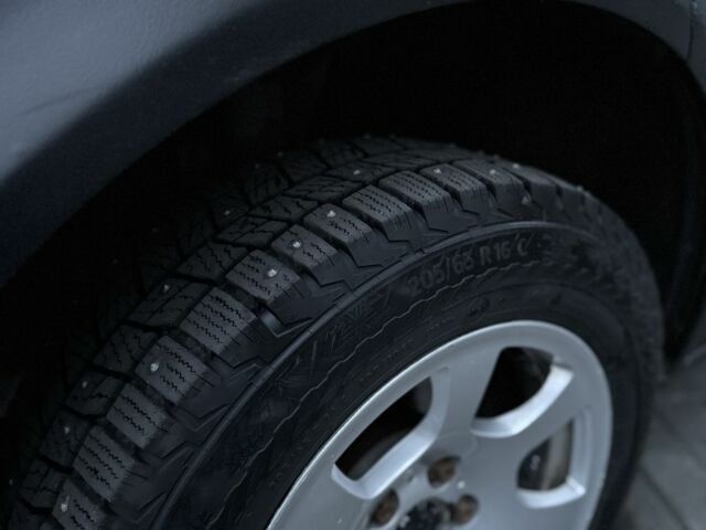 Чорний Фольксваген Transporter, об'ємом двигуна 1.9 л та пробігом 360 тис. км за 4499 $, фото 8 на Automoto.ua