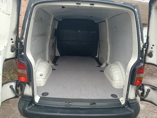Чорний Фольксваген Transporter, об'ємом двигуна 2.5 л та пробігом 300 тис. км за 4800 $, фото 8 на Automoto.ua