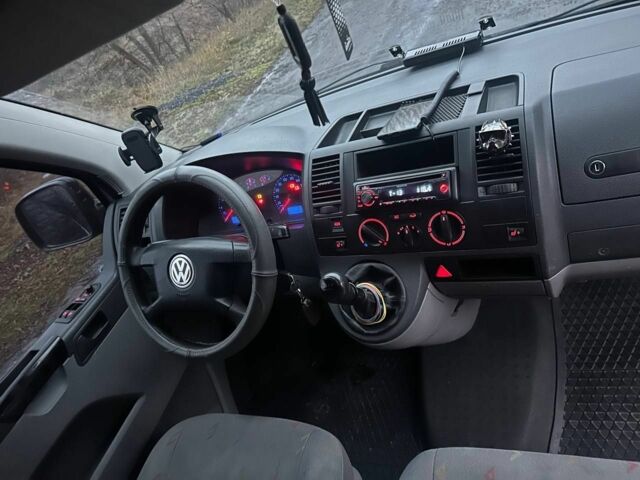 Чорний Фольксваген Transporter, об'ємом двигуна 2.5 л та пробігом 300 тис. км за 4800 $, фото 13 на Automoto.ua