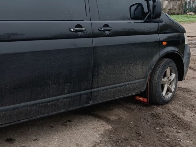 Черный Фольксваген Transporter, объемом двигателя 2 л и пробегом 248 тыс. км за 6000 $, фото 1 на Automoto.ua