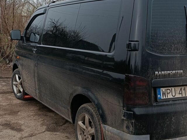 Черный Фольксваген Transporter, объемом двигателя 2 л и пробегом 248 тыс. км за 6000 $, фото 5 на Automoto.ua
