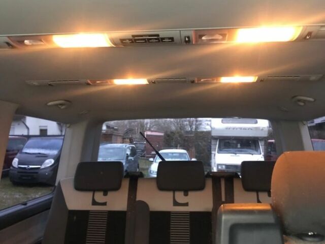Чорний Фольксваген Transporter, об'ємом двигуна 2.5 л та пробігом 240 тис. км за 4000 $, фото 12 на Automoto.ua