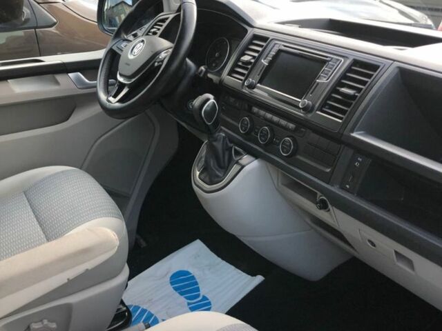 Черный Фольксваген Transporter, объемом двигателя 2 л и пробегом 170 тыс. км за 8800 $, фото 22 на Automoto.ua